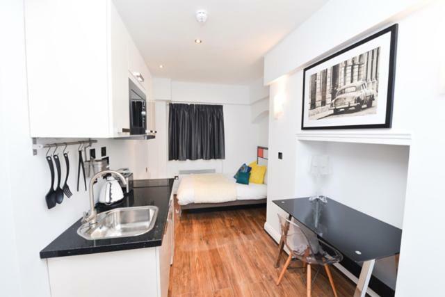 The Dome Hyde Park Apartment London Exterior photo